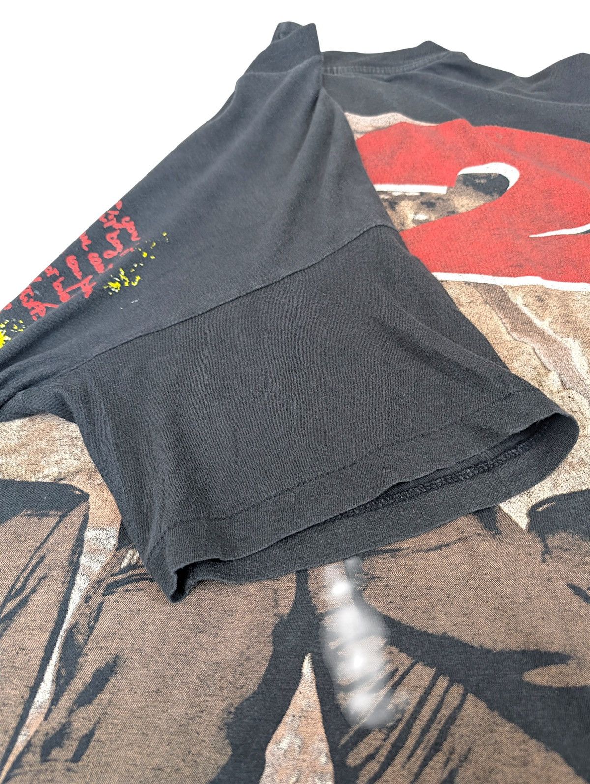 Vintage U2 Vintage 90s Single Stiched Rap Graphic Tee Merch Band Size US L / EU 52-54 / 3 - 7 Thumbnail