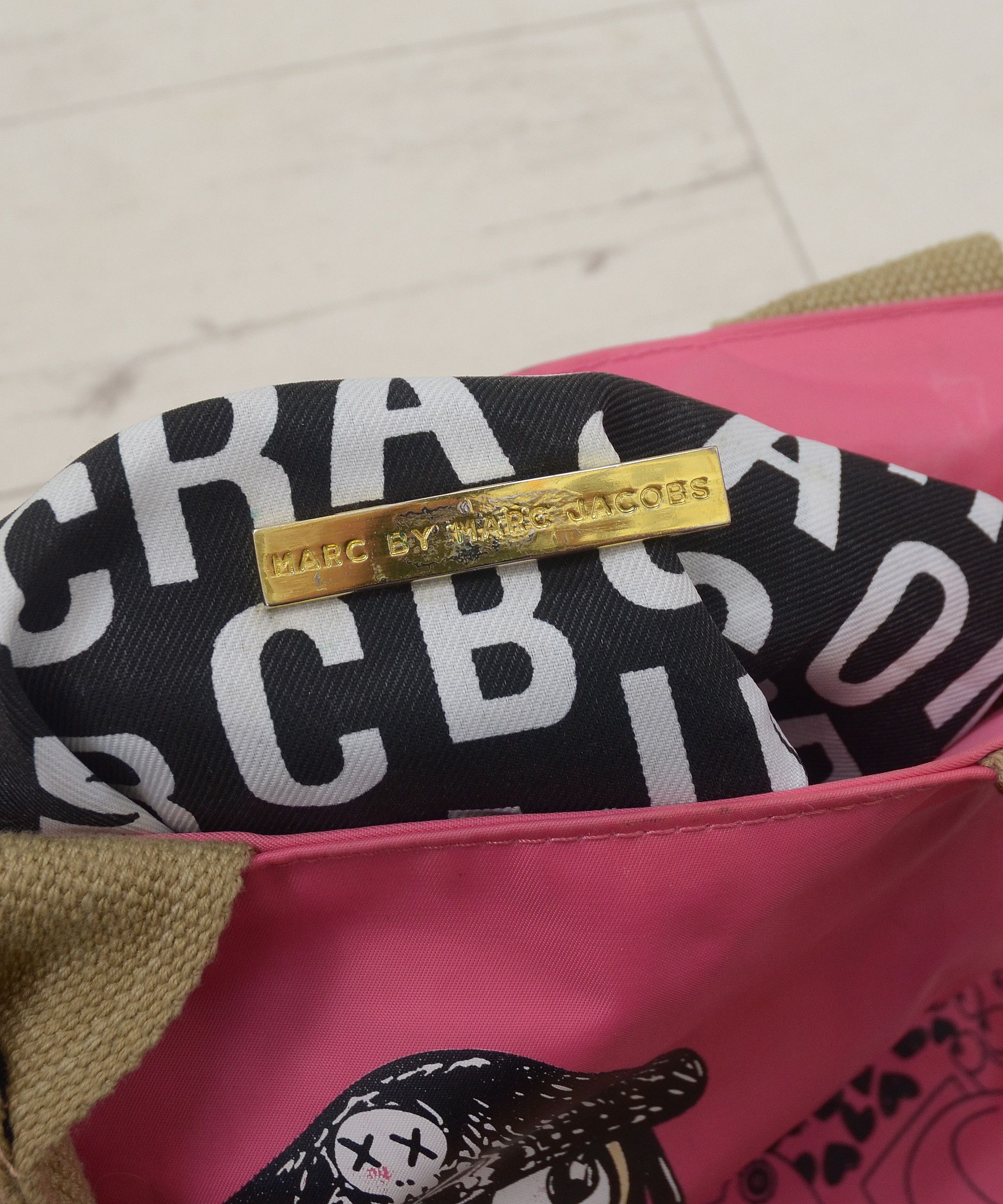 Marc Jacobs × Marc by Marc Jacobs Marc By Marc Jacobs Tote Bag MJ Miss Marc Pirate Pink Size ONE SIZE - 10 Thumbnail