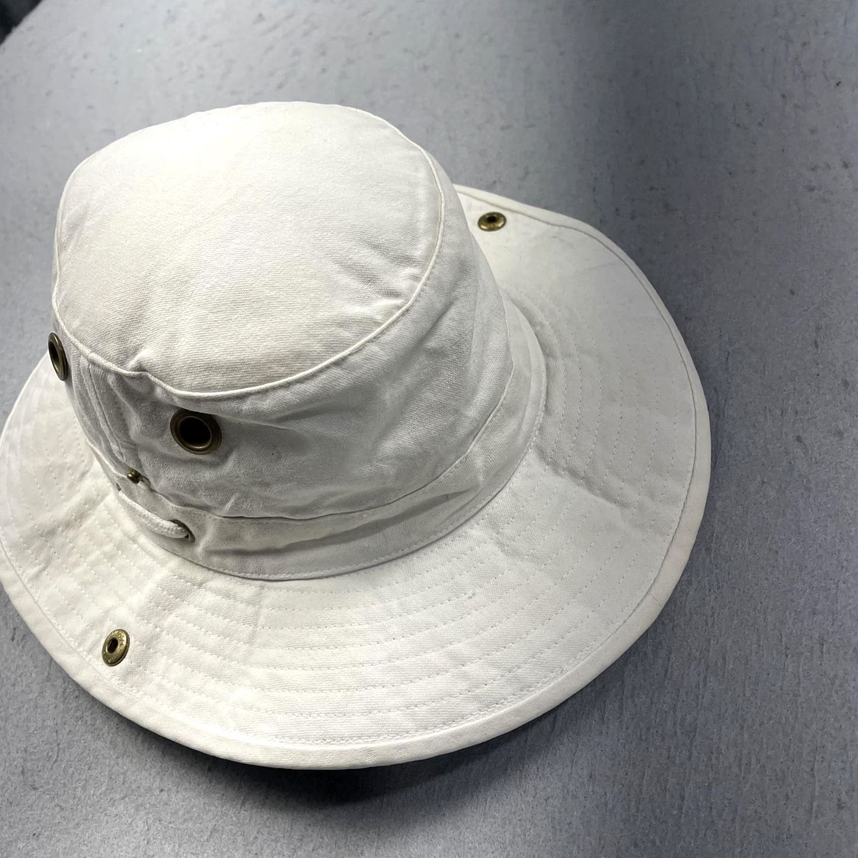 Tilley Tilley Boonie Hat Mens 7 White Cotton Duck Outdoor Sun Fishing Hiking Trail Size ONE SIZE - 5 Thumbnail