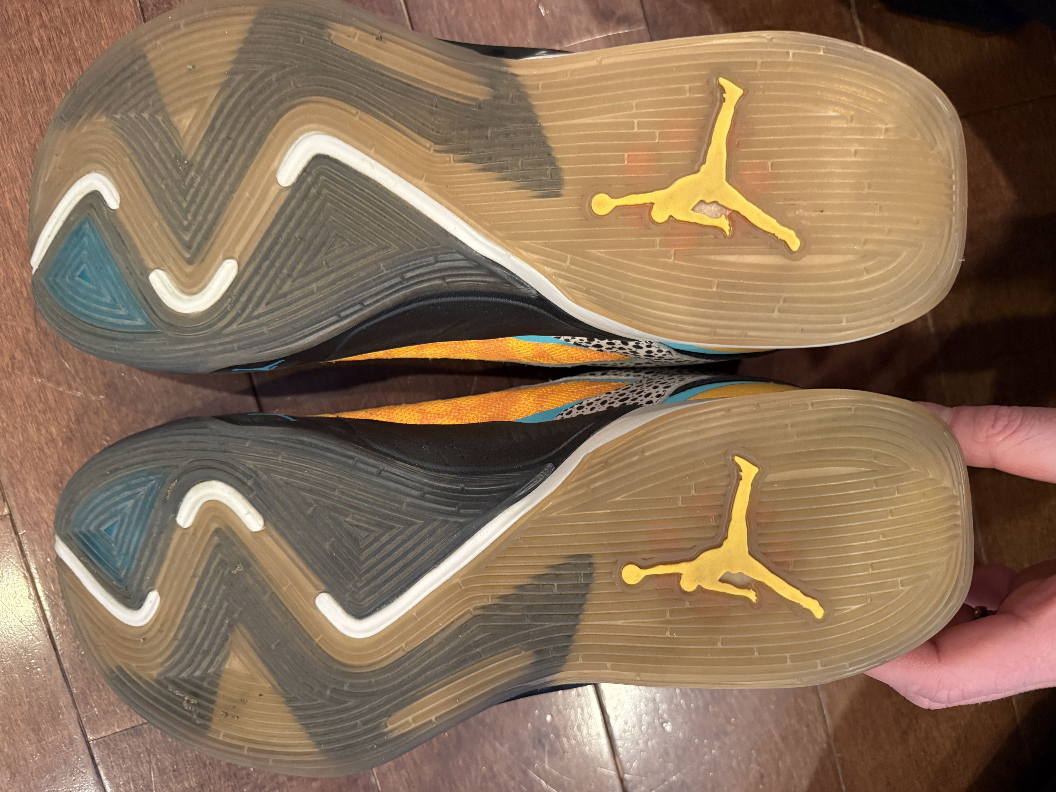 Jordan Brand Luka 2 "The Pitch Size US 11 / EU 44 - 9 Thumbnail