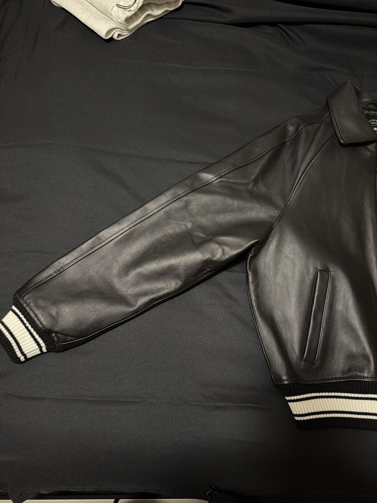 Avirex Avirex black leather jacket Size US S / EU 44-46 / 1 - 15 Thumbnail