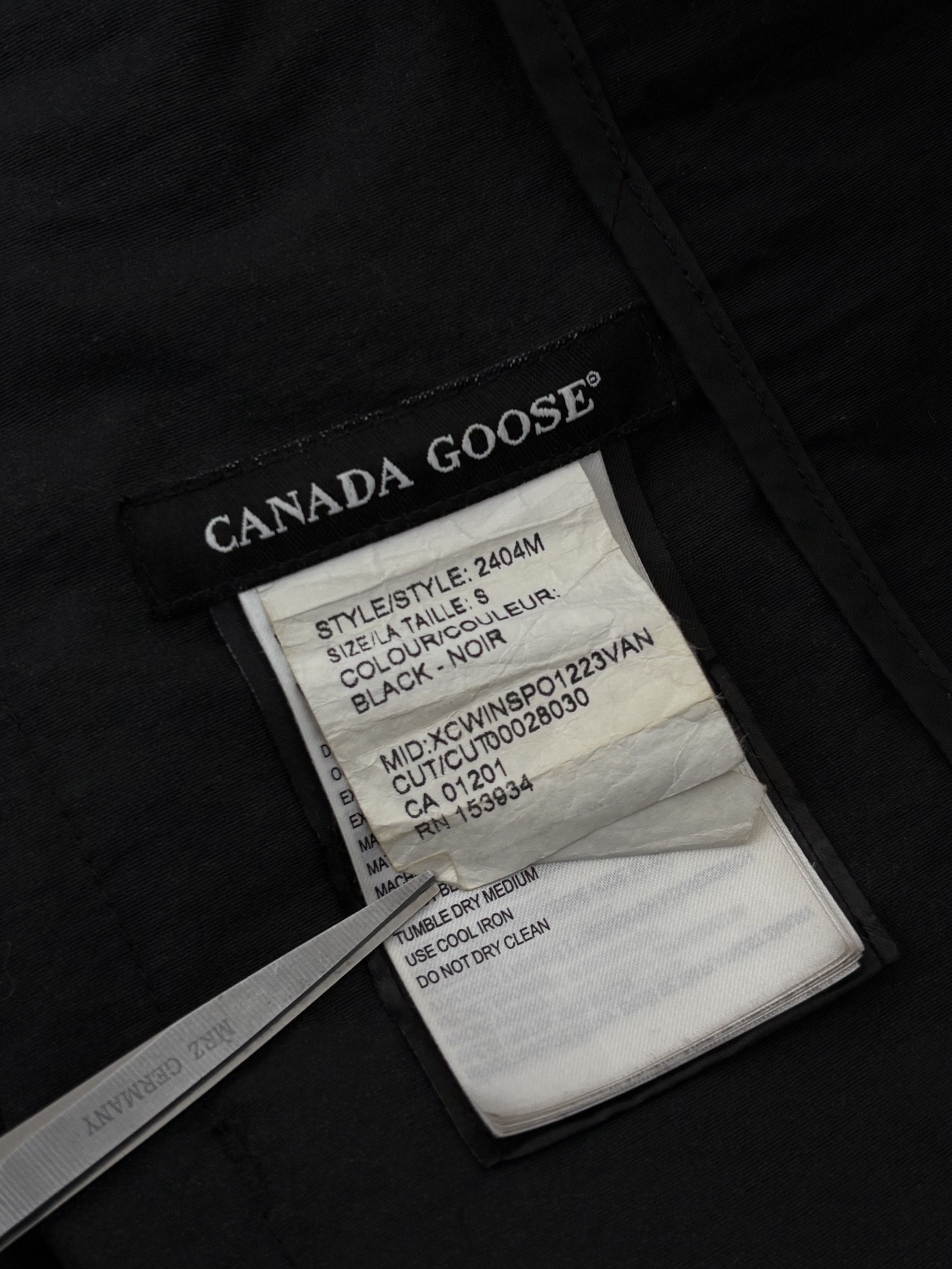 Canada Goose Canada Goose Voyager Jacket 2404M Black Noir Lightweight Size US S / EU 44-46 / 1 - 11 Thumbnail