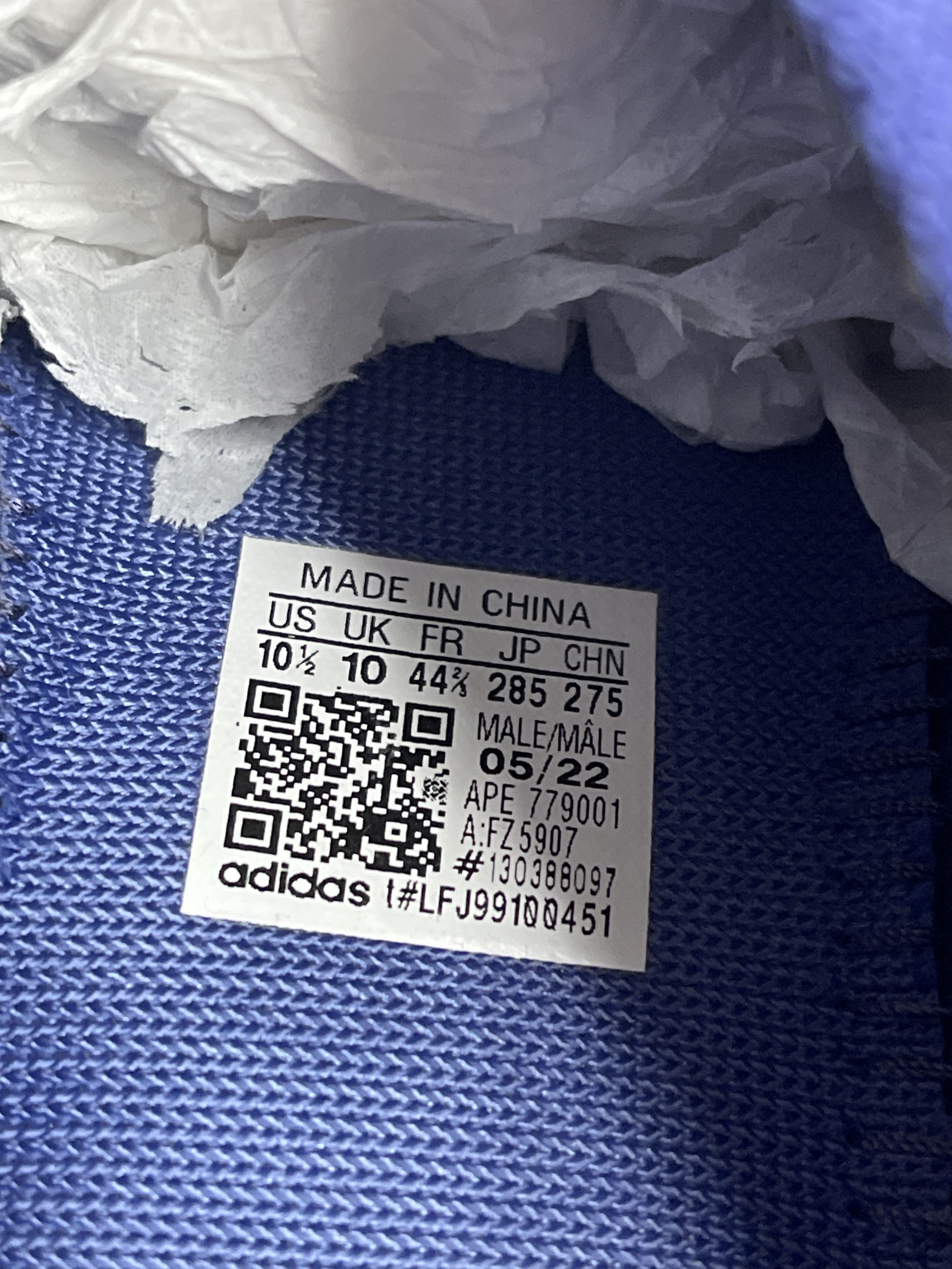 Yeezy Yeezy Knit Runner Faded Azure Size 10.5 Gently Worn VNDS Size US 10.5 / EU 43-44 - 9 Thumbnail
