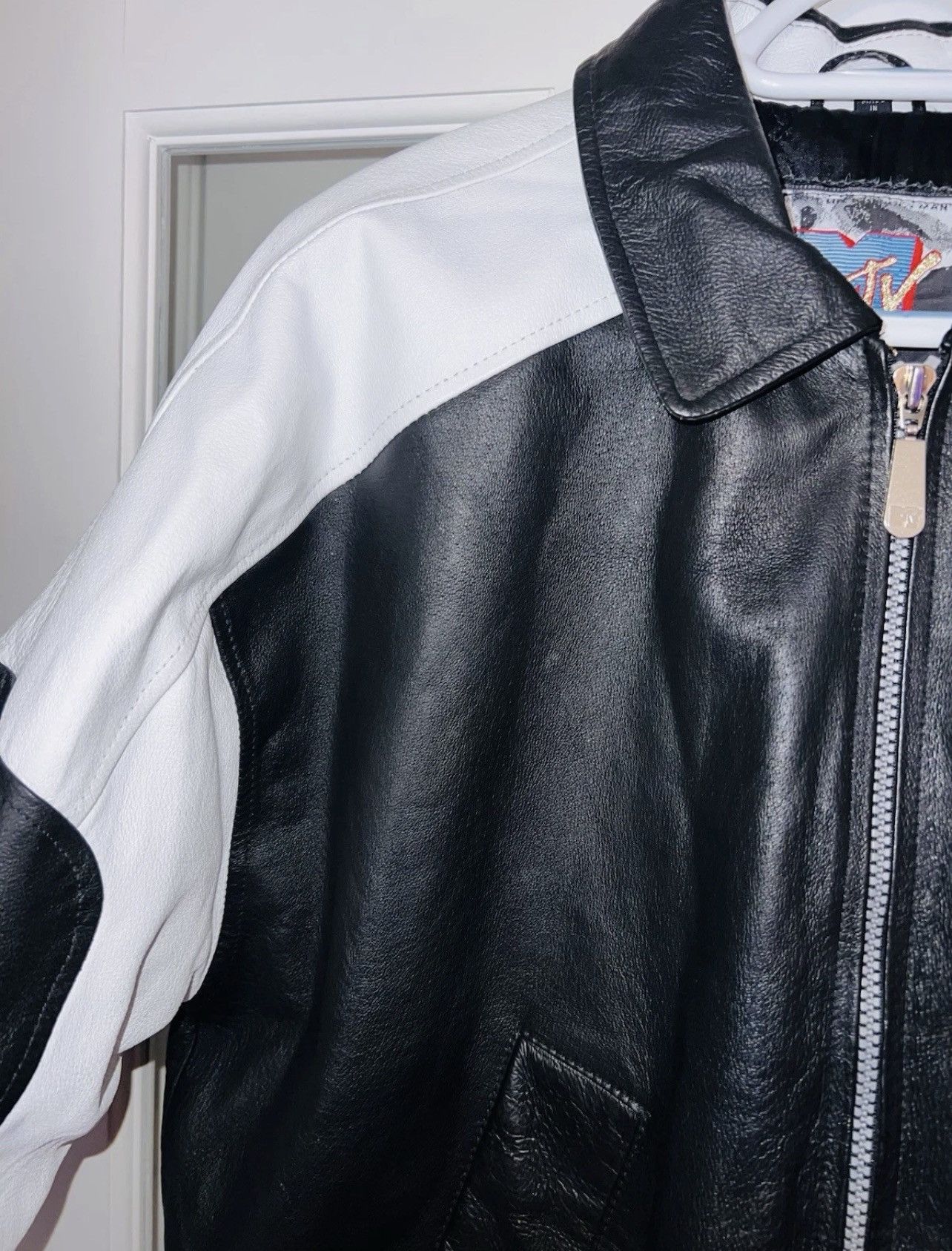 Mtv VTG 1992 MTV MUSIC TELEVISION LEATHER JACKET BLACK S BOMBER Size US S / EU 44-46 / 1 - 4 Thumbnail