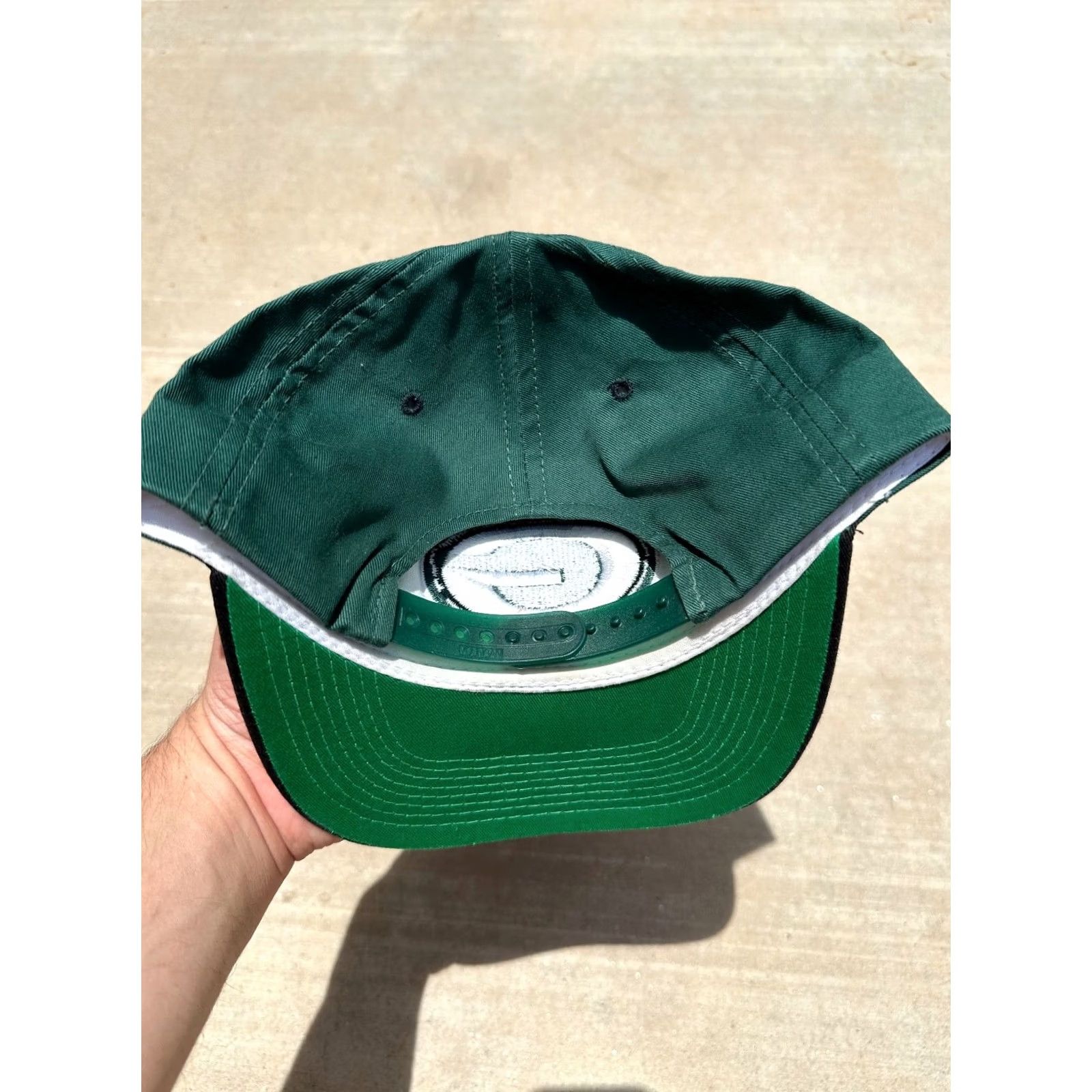 Sports Specialties VINTAGE Sports Specialties Green Bay Packers Plain Logo Snapback Cap Hat Mens Adjustable Green Size ONE SIZE - 2 Thumbnail