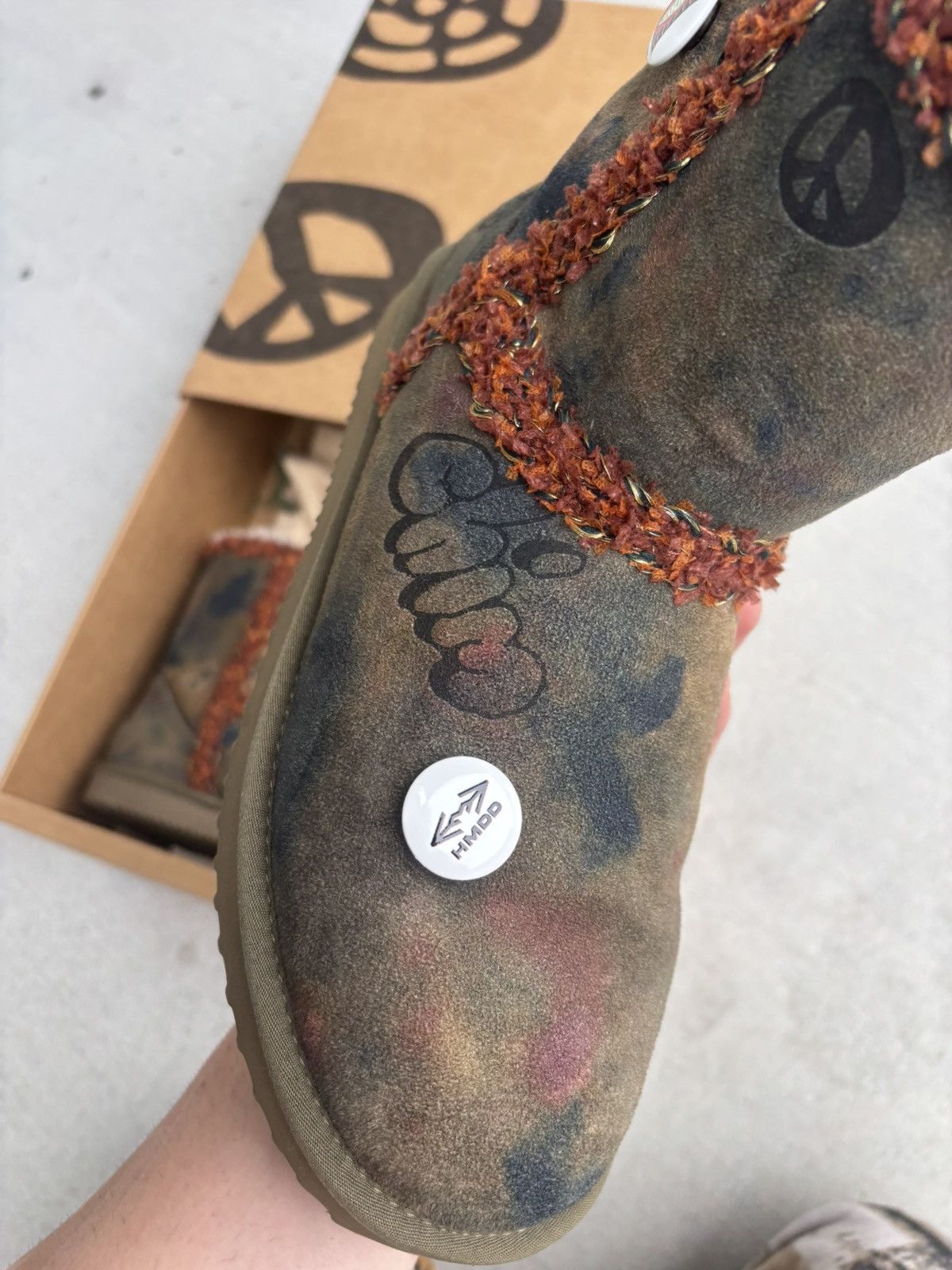 HMDD “Chanel” hmdd ugg boots with box barley worn Size US 9 / EU 42 - 14 Thumbnail