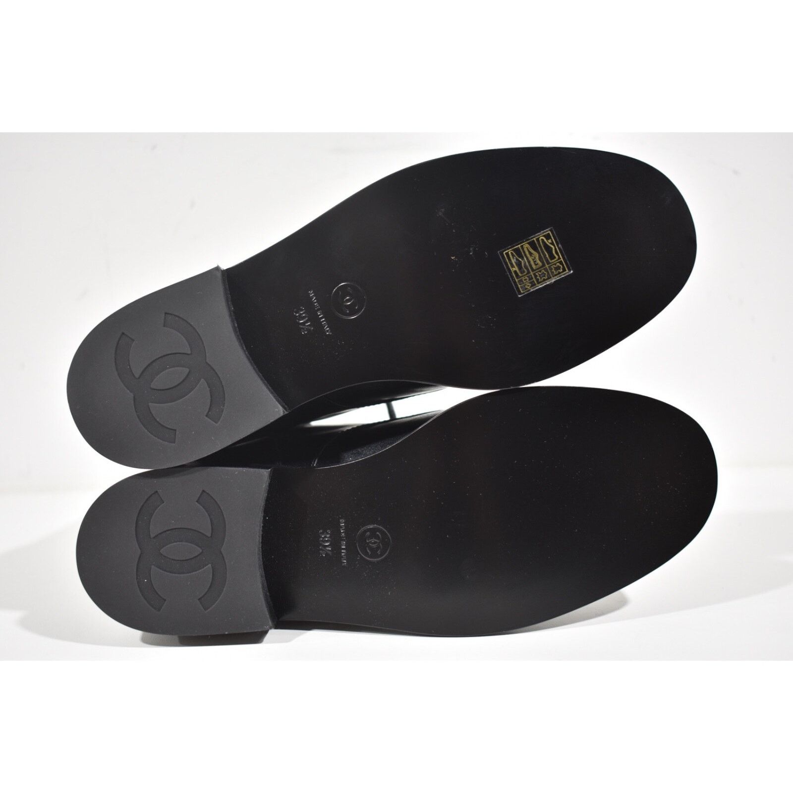 Chanel Chanel 20A Black Calfskin Leather CC Combat Lace Up Tie Size US 9.5 / IT 39.5 - 11 Thumbnail
