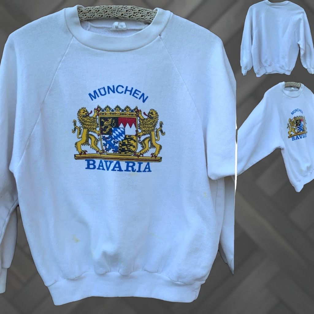 Vintage VINTAGE Munchen Bavaria Graphic Sweatshirt Raglan Cotton Size M Men White Graphic Print Raglan Sweatshirt Size US M / EU 48-50 / 2 - 1 Thumbnail