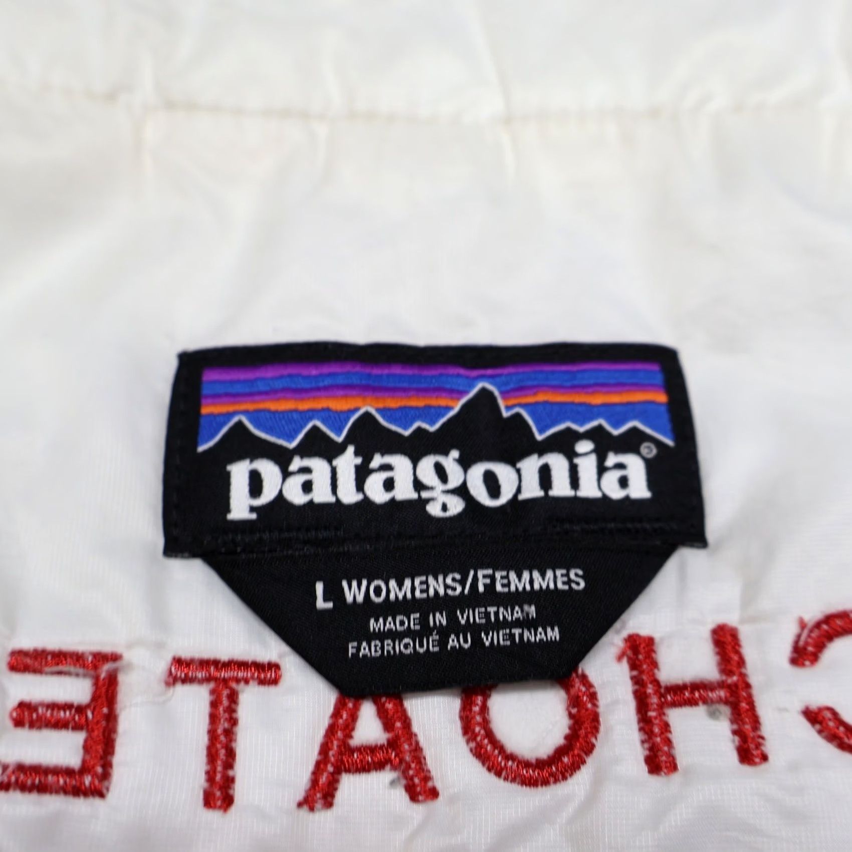 Patagonia Patagonia Nano Puff Vest Women Large White Quilted Full Zip Sleeveless Lightweight Zipper Pockets Casual Sportswear Size L / US 10 / IT 46 - 7 Thumbnail