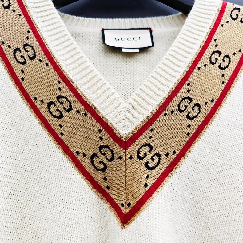 Gucci Gucci Double G pattern 100% wool V-neck sweater 2501-Nextar Size US L / EU 52-54 / 3 - 3 Thumbnail
