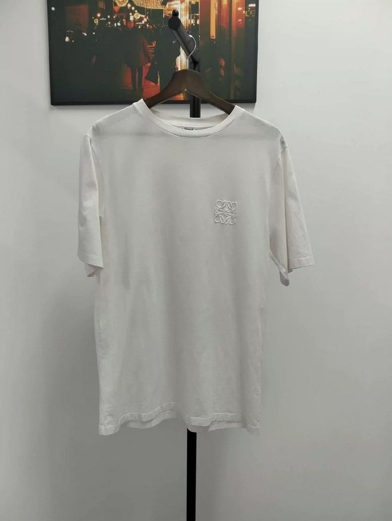 Loewe LOEWE White small logo embroidered short sleeves Size S / US 4 / IT 40 - 1 Thumbnail