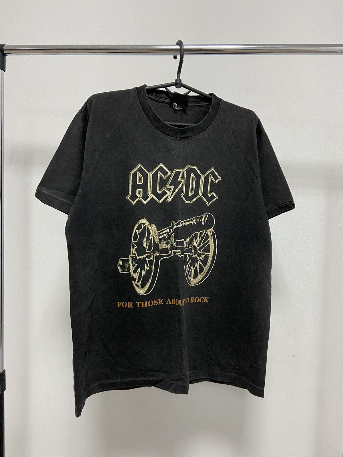AC/DC × Vintage Ac/Dc Vintage T shirt Big Logo We Salute You! Rock Tee Size US L / EU 52-54 / 3 - 1 Thumbnail