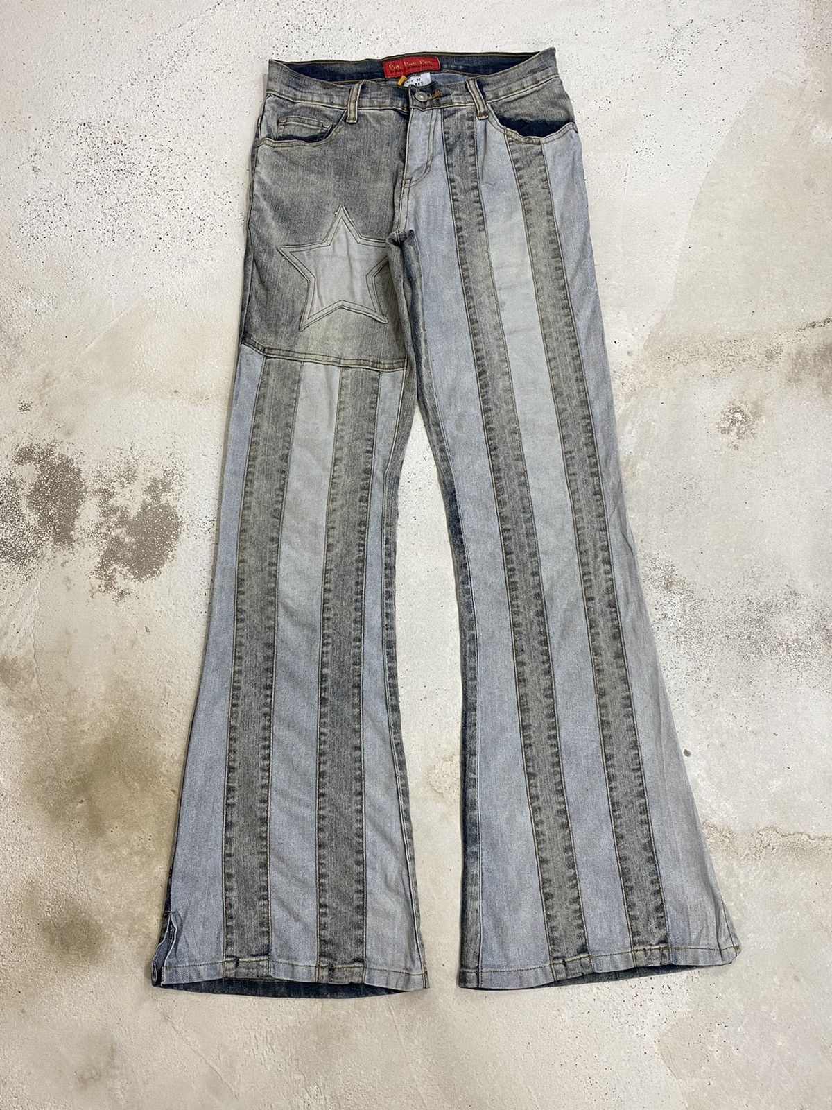 Tornado Mart Vintage Pantomime Flared Star Appliqué Unique Striped Retro Size US 29 - 4 Thumbnail