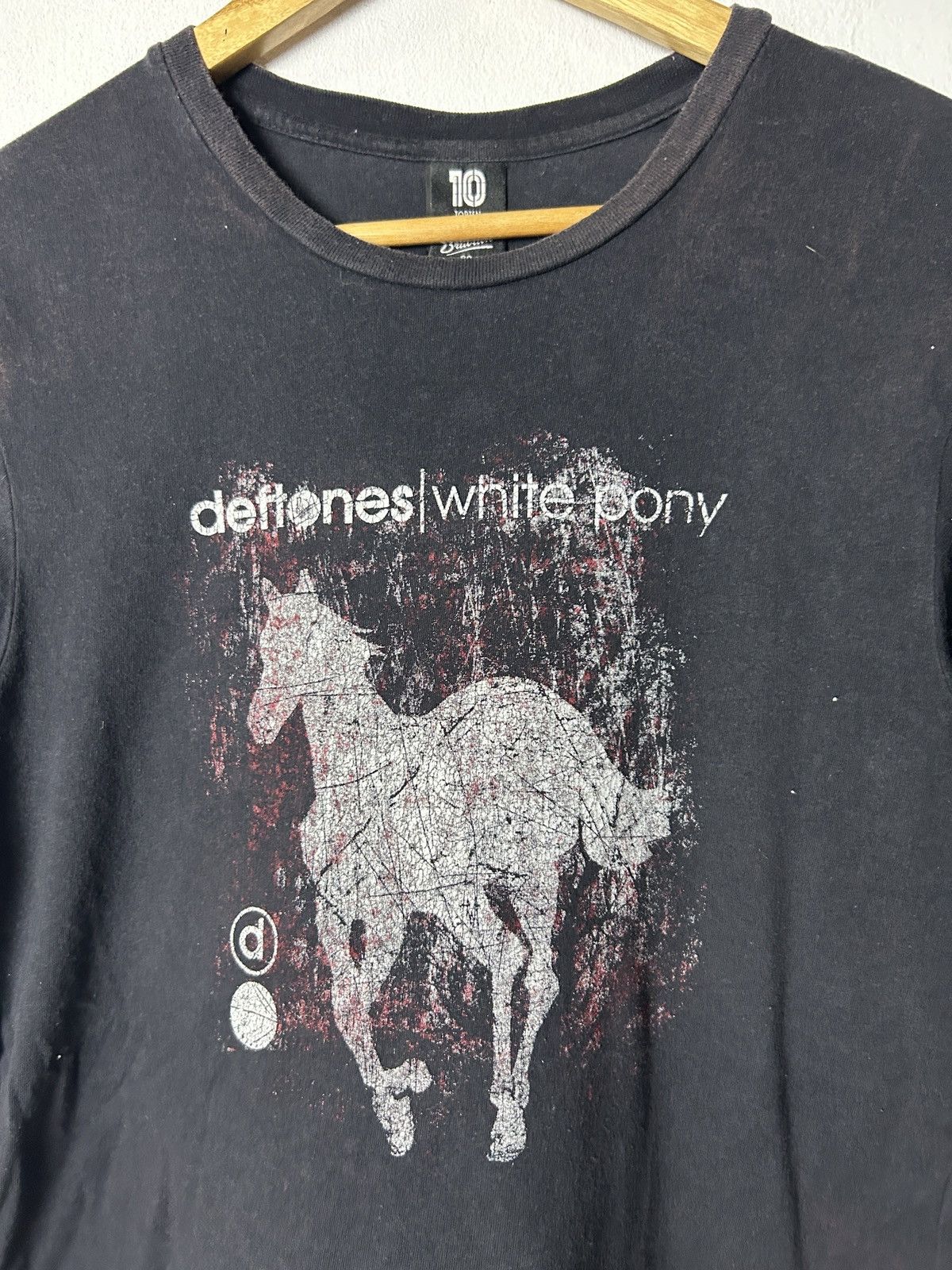 Band Tees Deftones white pony fade tee Size US XS / EU 42 / 0 - 2 Thumbnail