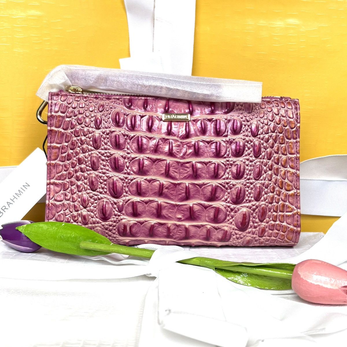 BRAHMIN Daisy Wristlet/Clutch Size ONE SIZE - 1 Thumbnail