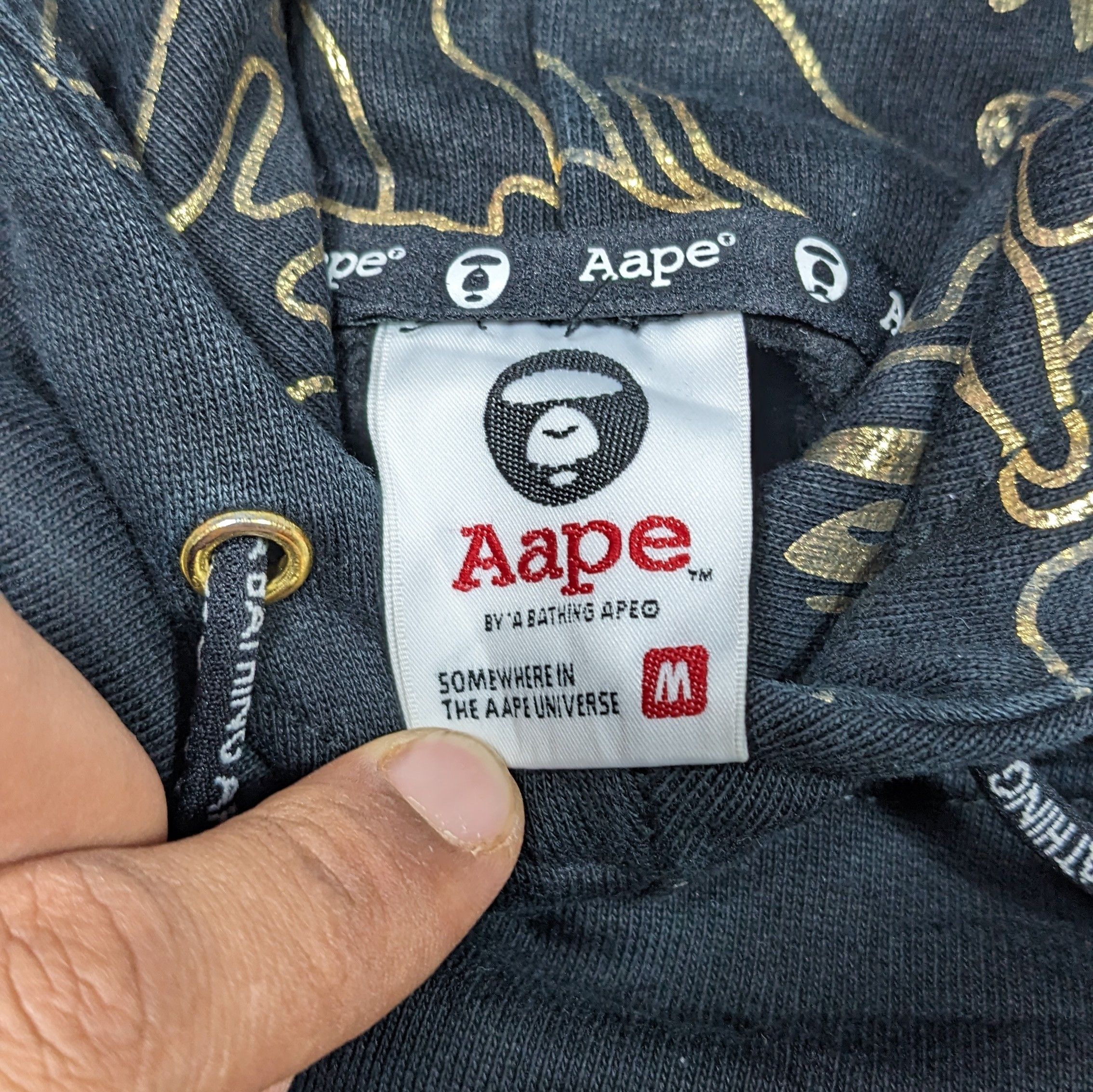 Aape × Bape Apes and Planet Earth Layered Hoodie Size US M / EU 48-50 / 2 - 8 Thumbnail