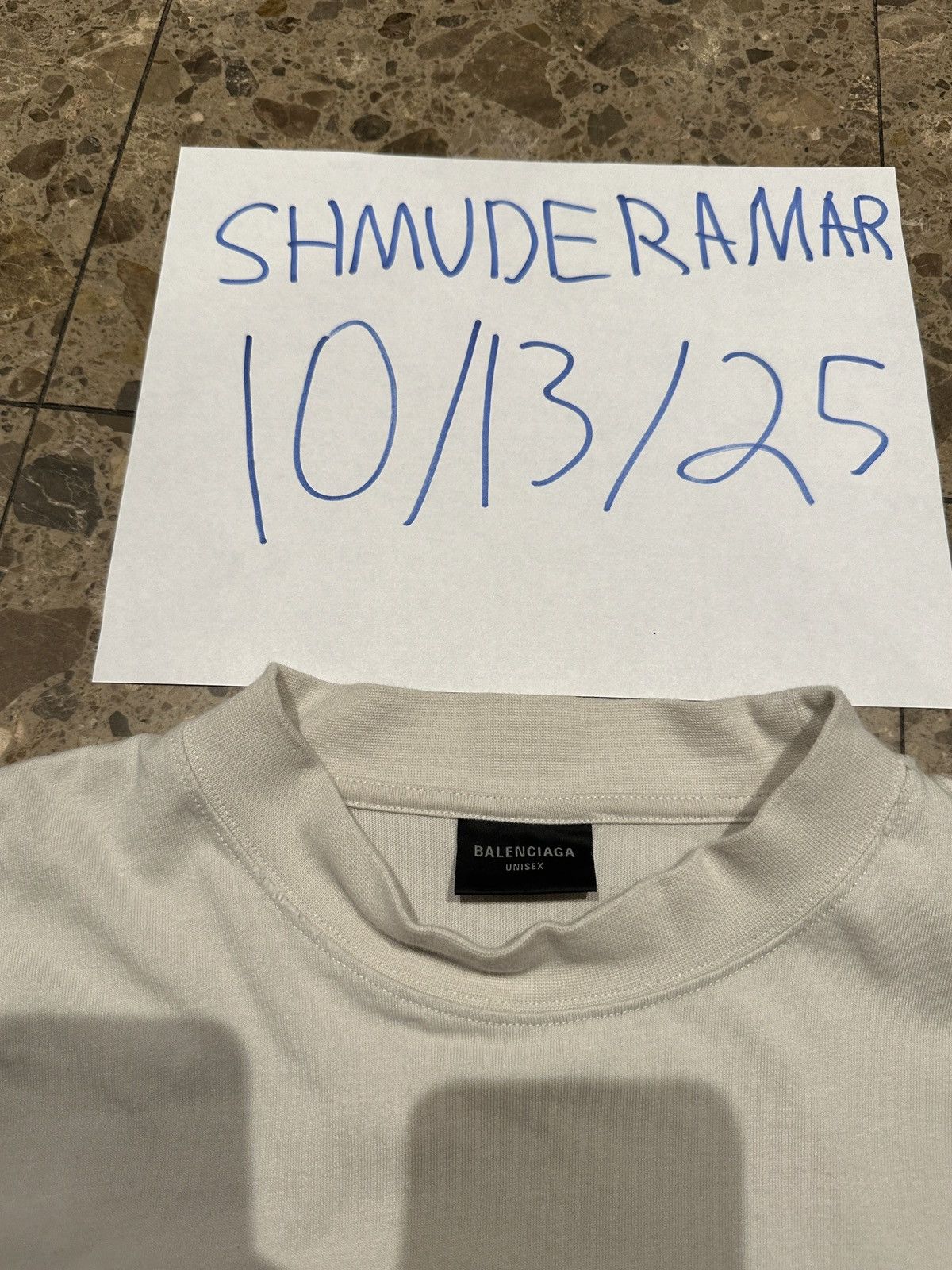 Balenciaga BALENCIAGA 22AW Be different embroidery T-shirt Size US L / EU 52-54 / 3 - 13 Thumbnail
