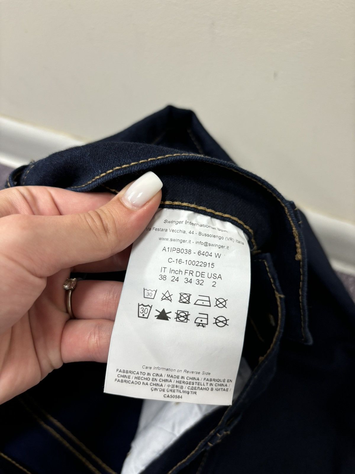 Cavalli Class Roberto Cavalli Class Women’s Rhinestones Navy Denim Jeans Size 26" / US 2 / IT 38 - 14 Thumbnail