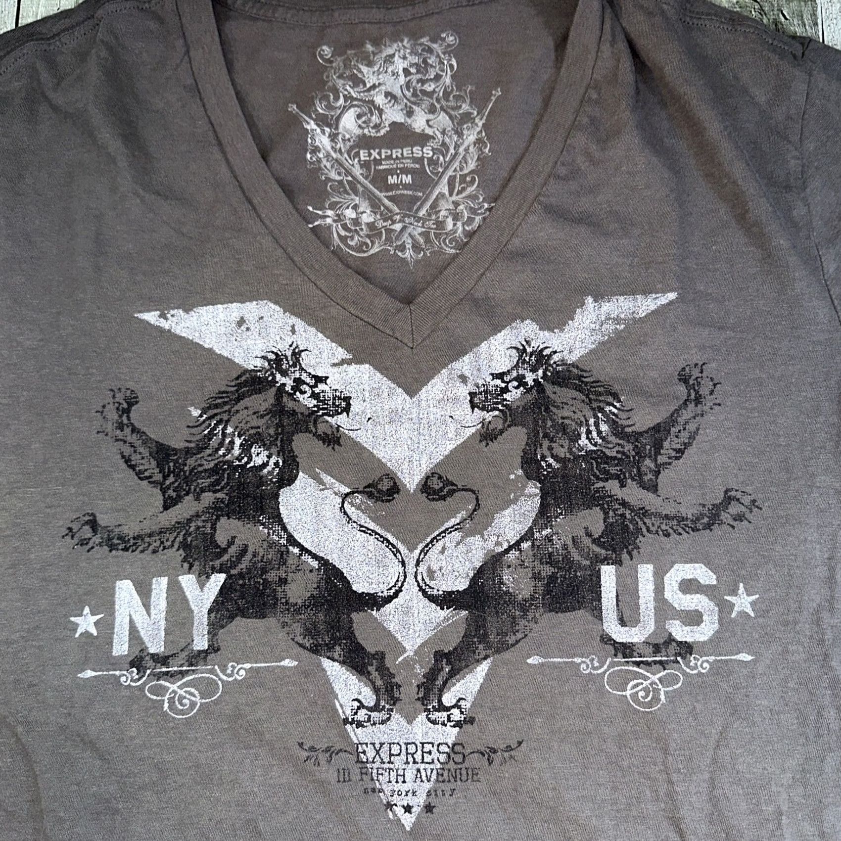 Affliction VINTAGE Men’s Affliction T-Shirt Gray V-Neck Medium M Shirt Y2K Style Size US M / EU 48-50 / 2 - 2 Thumbnail