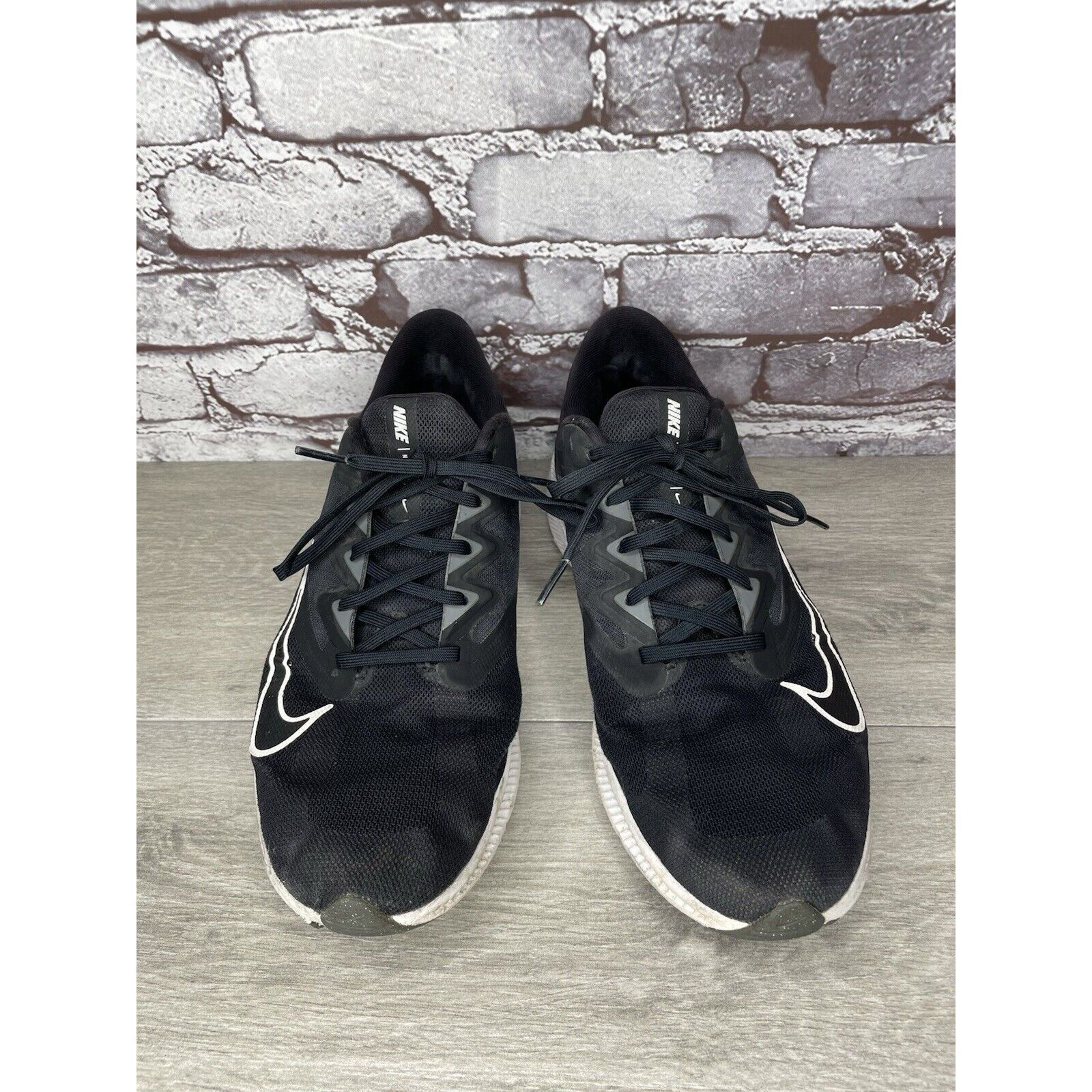 Nike Nike Quest 3 Running Black Mesh Synthetic White Lace Up Shoe Size US 11 / EU 44 - 16 Thumbnail