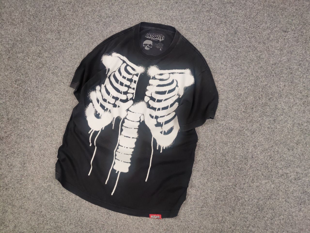 Dissizit Vintage Dissizit Sun Faded Black Skeleton T shirt USA Made Size US L / EU 52-54 / 3 - 3 Thumbnail