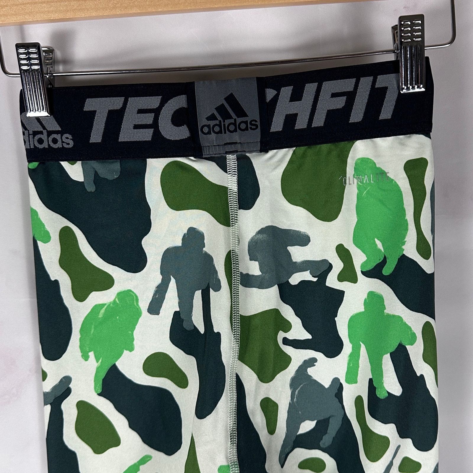 Adidas N.E.R.D. Green Techfit Leggings Size US 30 / EU 46 - 6 Thumbnail