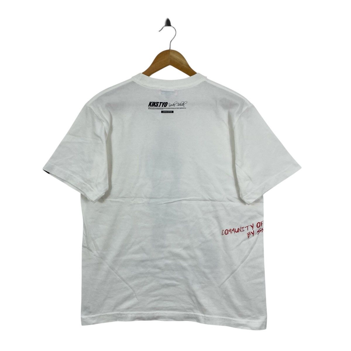 KIKS TYO KIKS TYO Yuko Ishida AJ1 Sneaker Girl Tee White M 2008 Rare Size US M / EU 48-50 / 2 - 2 Thumbnail