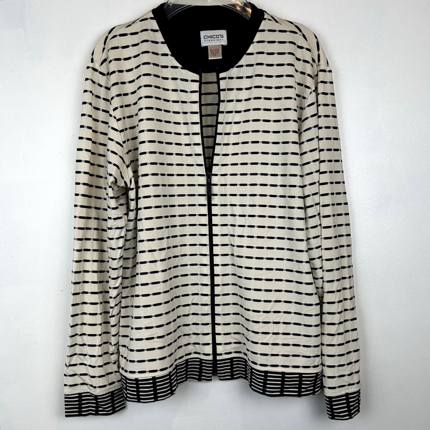 Vintage Chico's Shirt Jacket Women Small Zip Black Slinky Liquid Knit Knit Jacket Geometric Pattern Long Sleeve Casual Travel Everyday Modern Size S / US 4 / IT 40 - 5 Thumbnail
