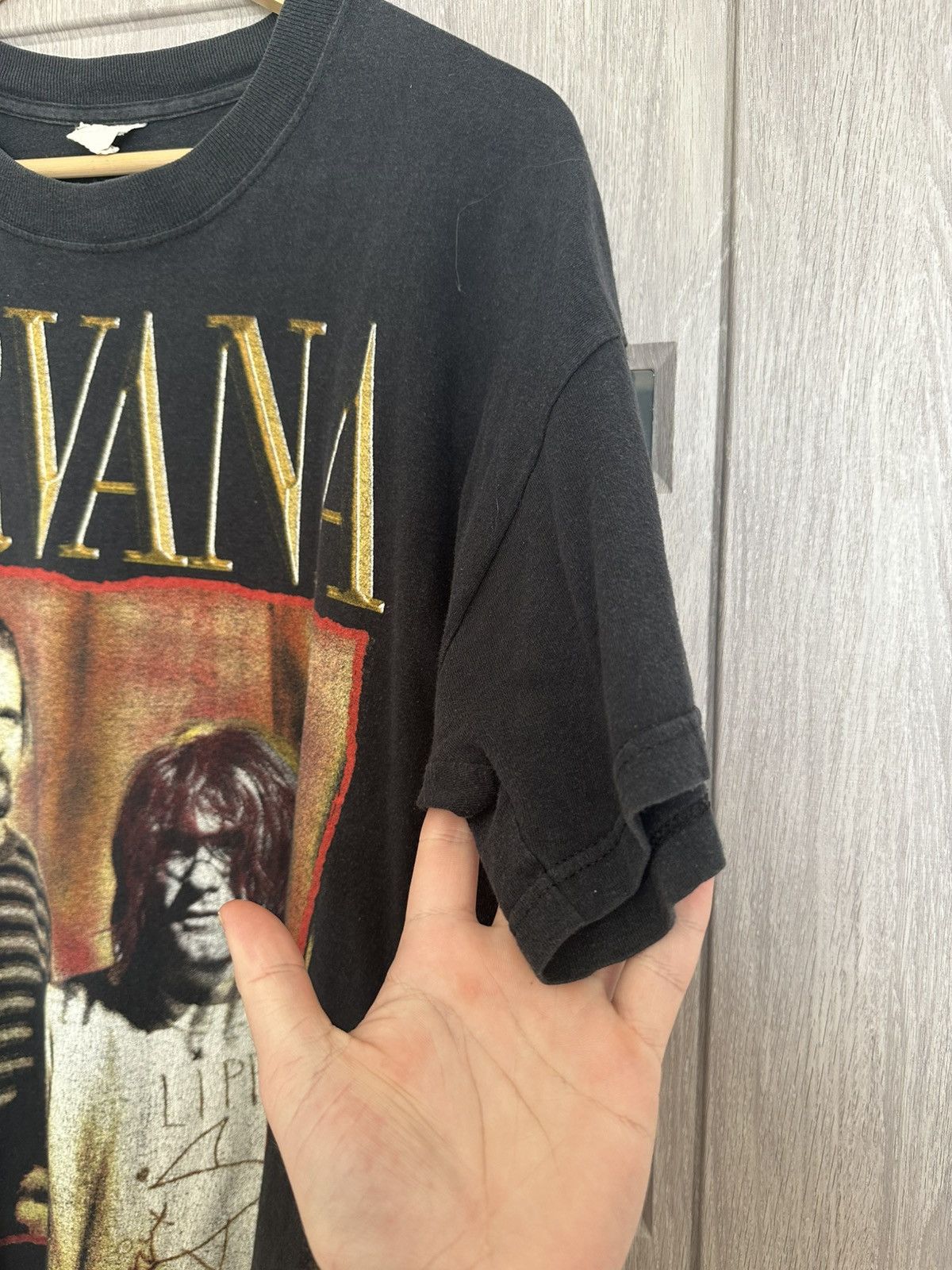 Nirvana × Vintage Vintage Nirvana Flipper 1998 Licensed T-shirt Size US L / EU 52-54 / 3 - 4 Thumbnail