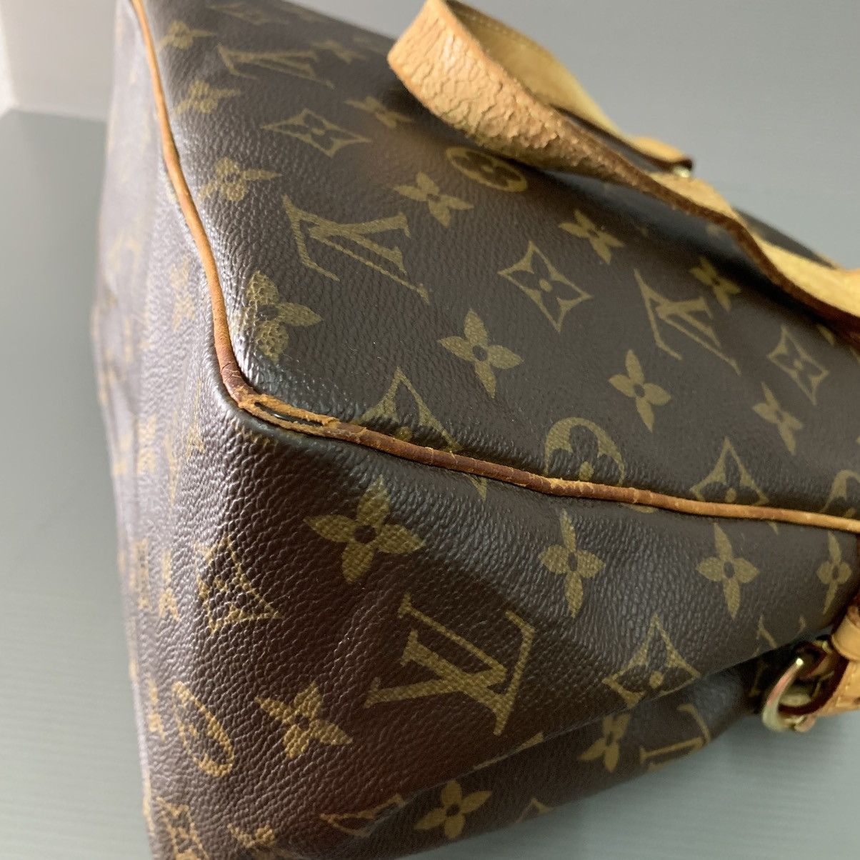 Louis Vuitton Louis Vuitton Monogram Batignolles Horizontal PM Handbag Size ONE SIZE - 9 Thumbnail
