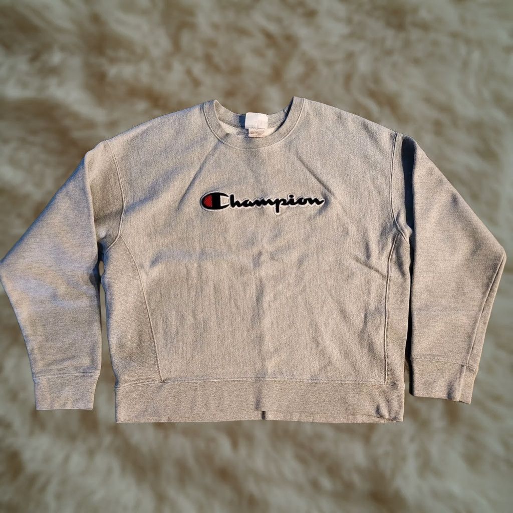 Champion VINTAGE Champion Reverse Weave Sweatshirt Crewneck Womens XL Gray Patch Logo Regular Long Sleeve Pullover Reversible Sweatshirt Size XL / US 12-14 / IT 48-50 - 1 Thumbnail
