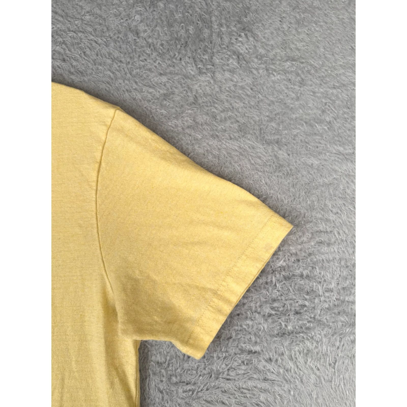 Patagonia Patagonia Shirt Men Medium Yellow Cotton Blend Short Sleeve Crew Neck Size US M / EU 48-50 / 2 - 2 Thumbnail