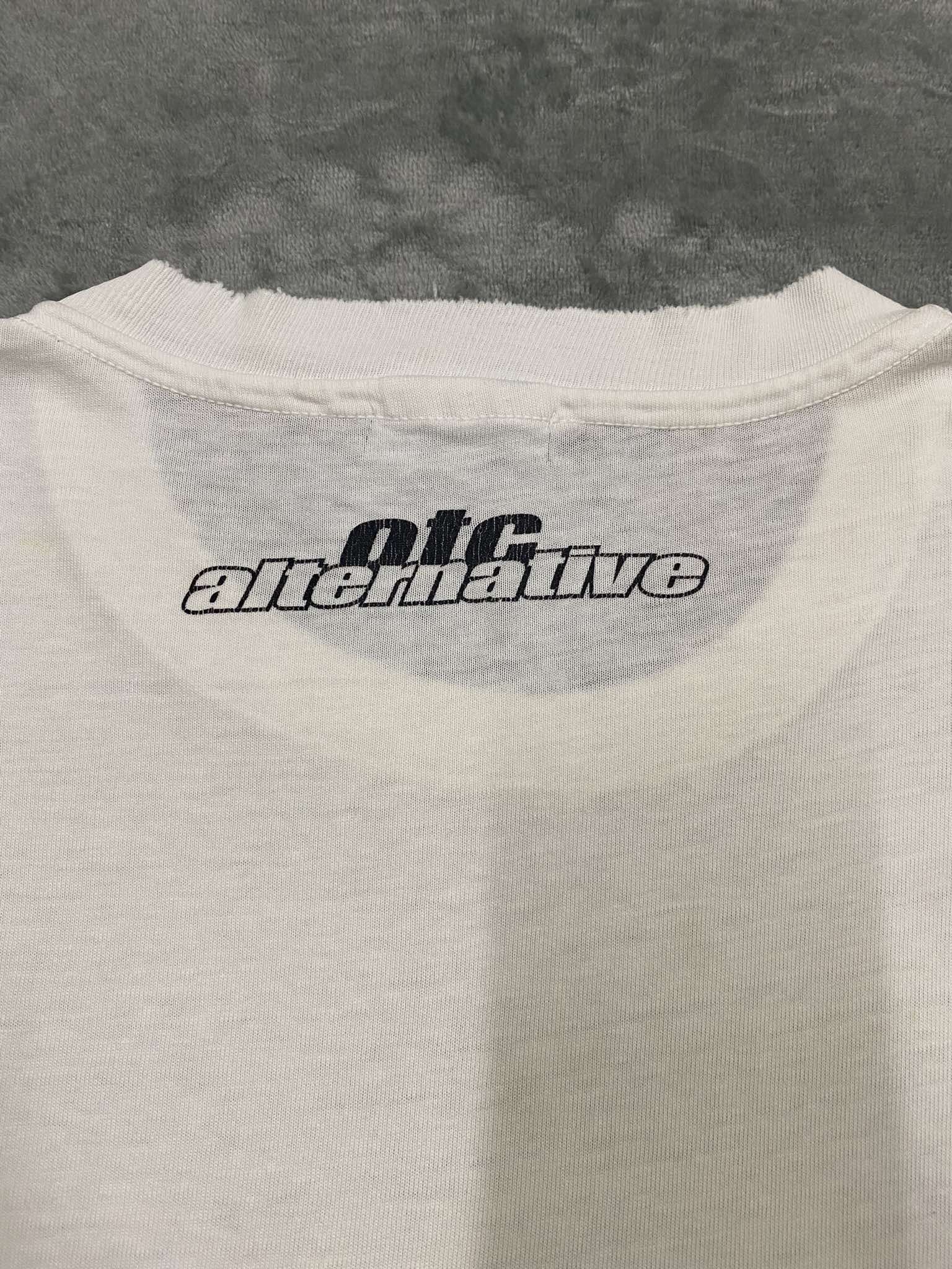 Japanese Brand true Vintage Band L7 90s Size US XL / EU 56 / 4 - 8 Thumbnail