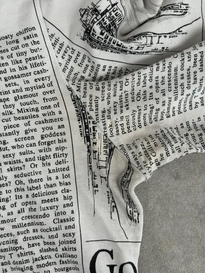 John Galliano 2000s John Galliano Black & White Gazette Newspaper Light Hoodie Size US M / EU 48-50 / 2 - 9 Thumbnail