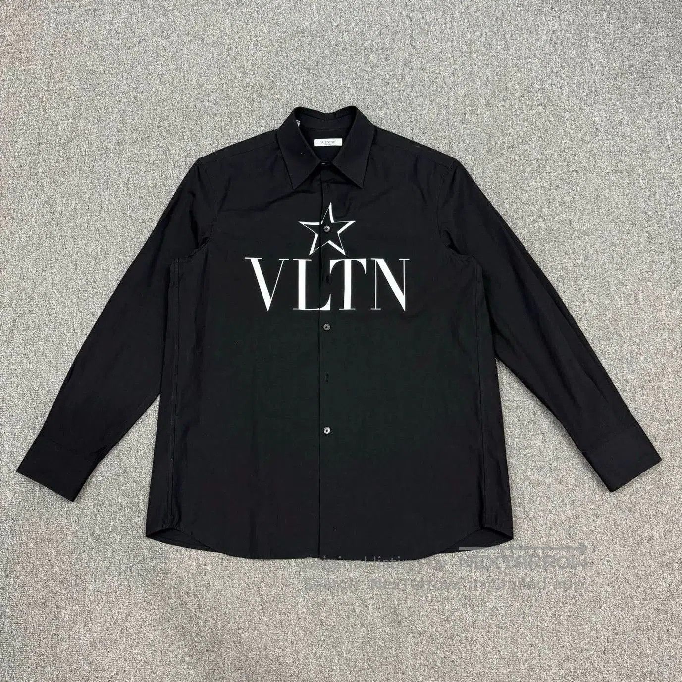 Valentino black logo long sleeve shirt by valentino. Size US M / EU 48-50 / 2 - 1 Thumbnail