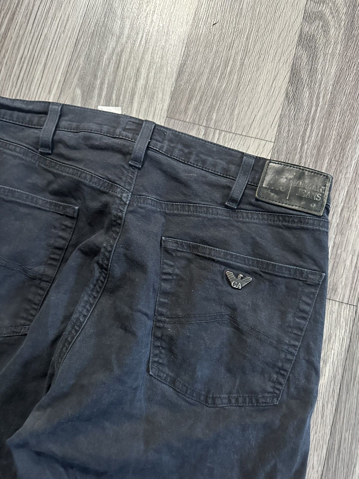 Armani Armani metal logo wide baggy vintage jeans mens size 36 Size US 36 / EU 52 - 4 Thumbnail