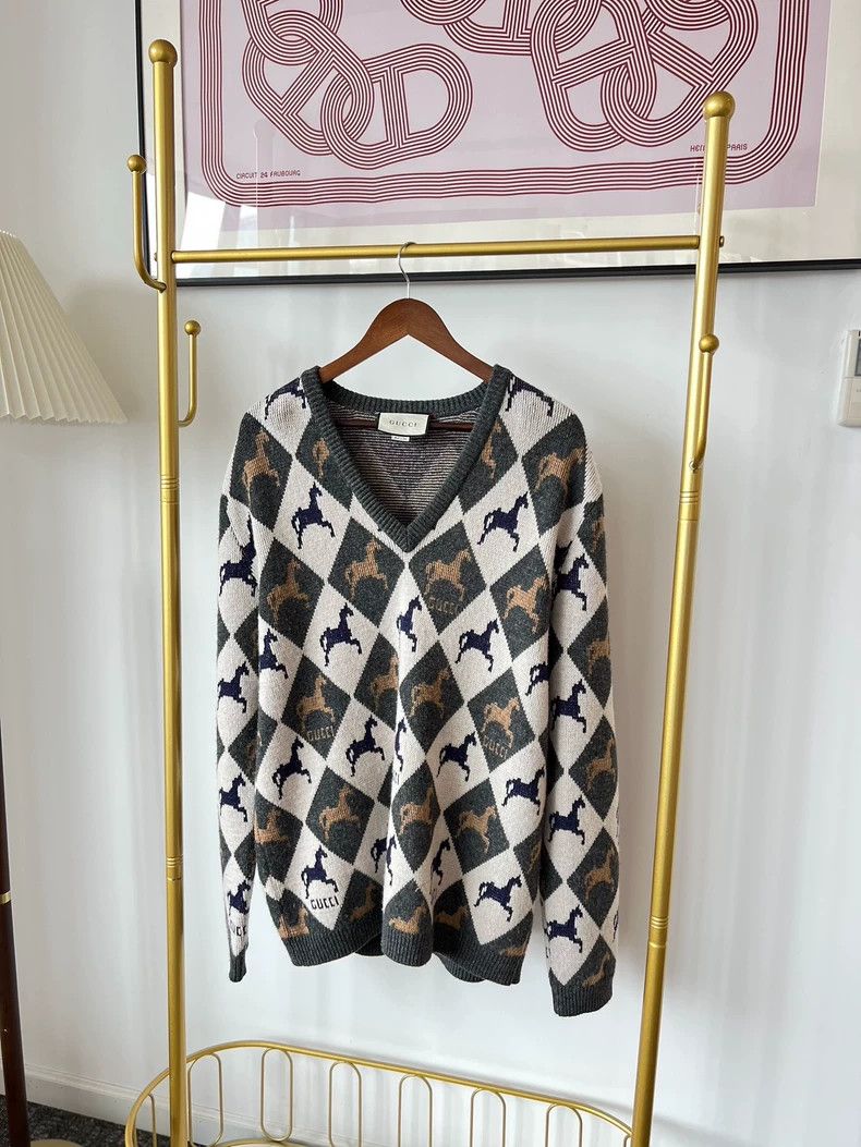 Gucci Gucci Color-blocked warhorse V-neck wool long-sleeved swea Size US M / EU 48-50 / 2 - 1 Thumbnail