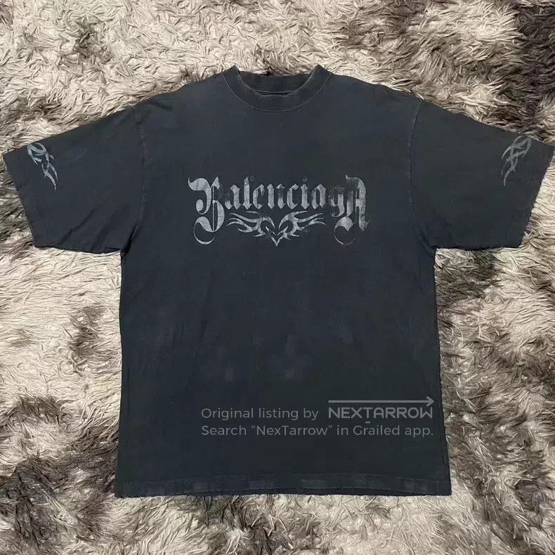 Balenciaga Balenciaga Sanskrit destroyed short-sleeve Size US S / EU 44-46 / 1 - 1 Thumbnail