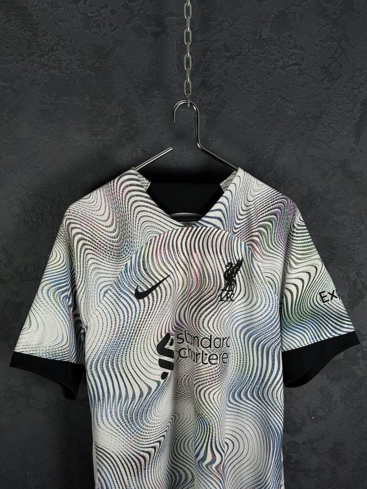Nike LIVERPOOL 2022-2023 Away Football Shirt Soccer Jersey Nike Size US L / EU 52-54 / 3 - 2 Thumbnail
