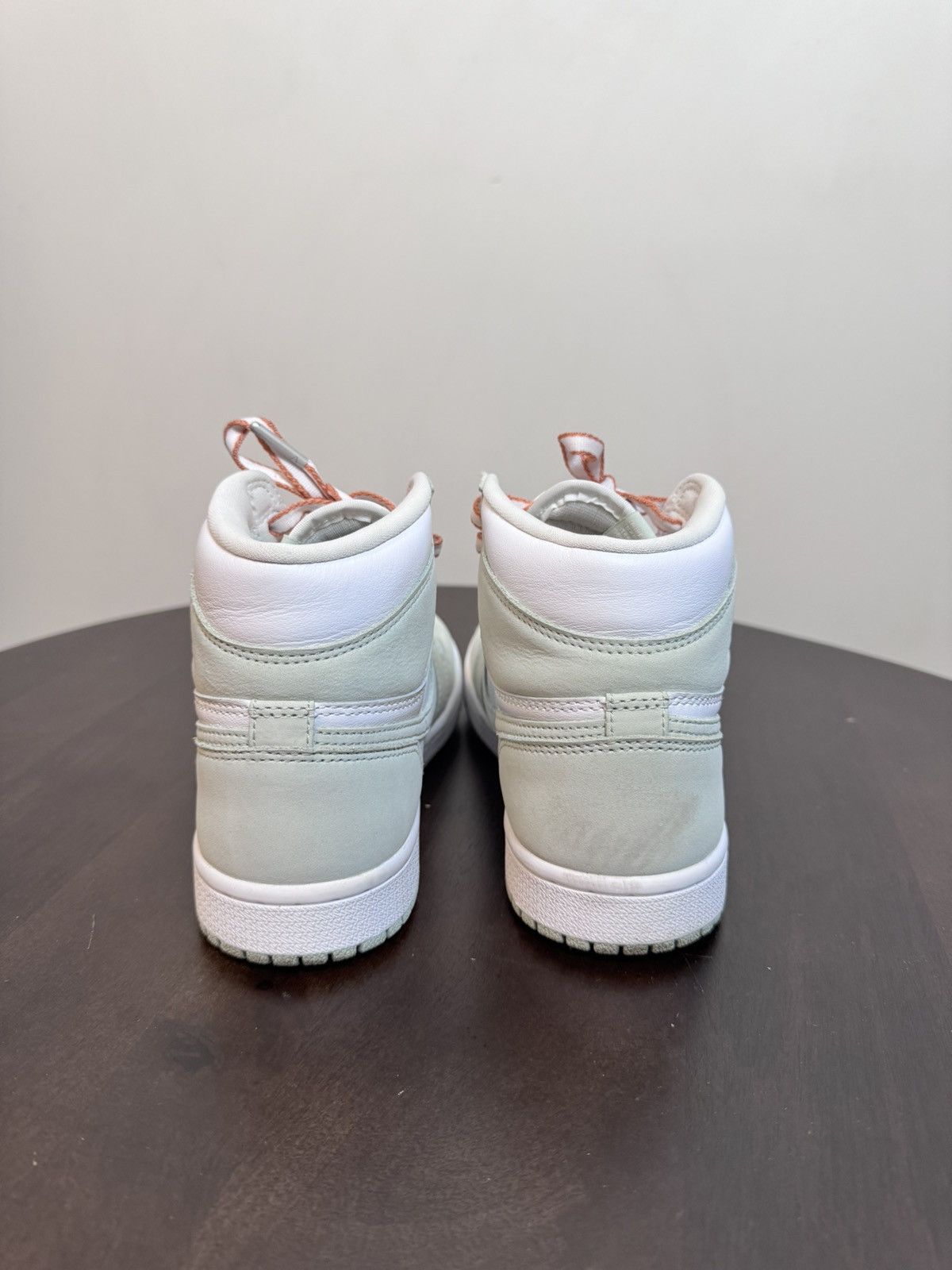 Jordan Brand Air Jordan 1 High Retro OG Seafoam Size US 6 / IT 36 - 4 Thumbnail
