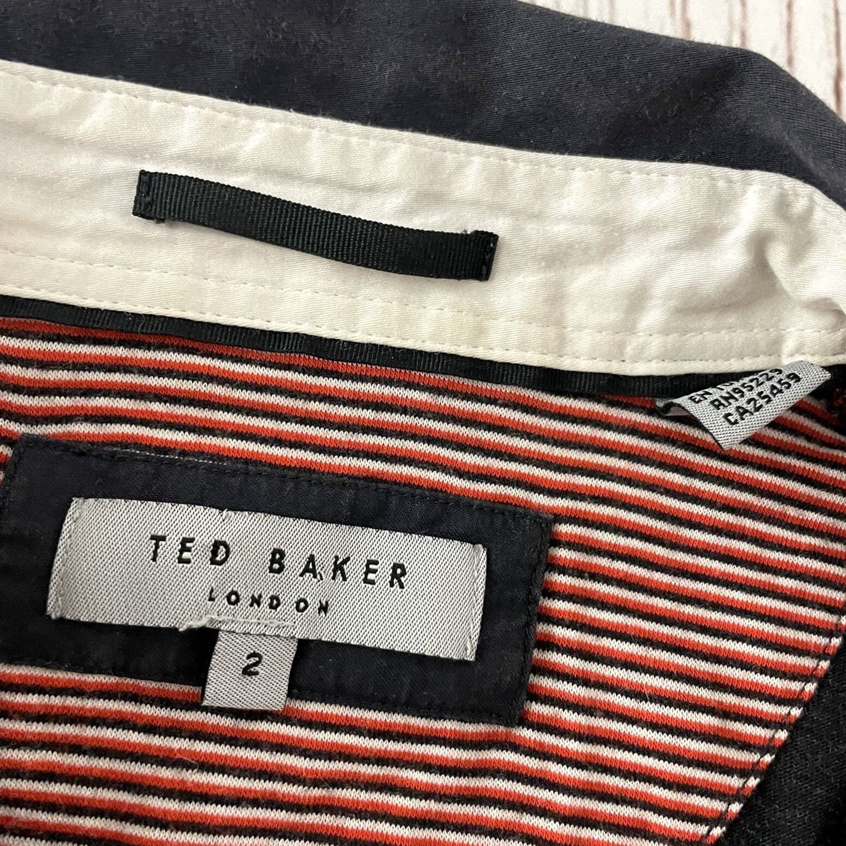 Ted Baker Ted Baker Short Sleeve Polo Shirt Men 2 Red Gray Button-Up All Over Print Shirt Size US XS / EU 42 / 0 - 2 Thumbnail