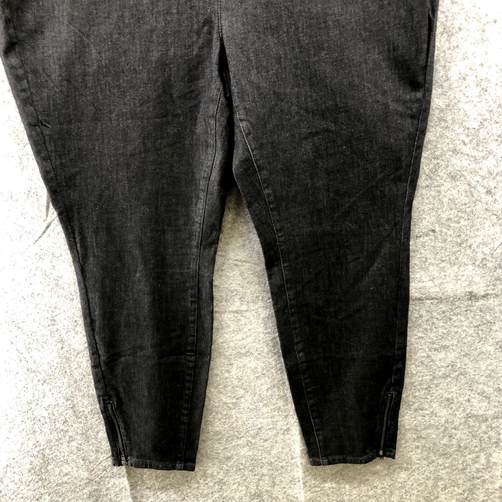 Vintage G.I.L.I. Skinny Jeans 22W Black Stretch Zip Ankle High Rise Womens Size 40" / US 18 - 4 Thumbnail