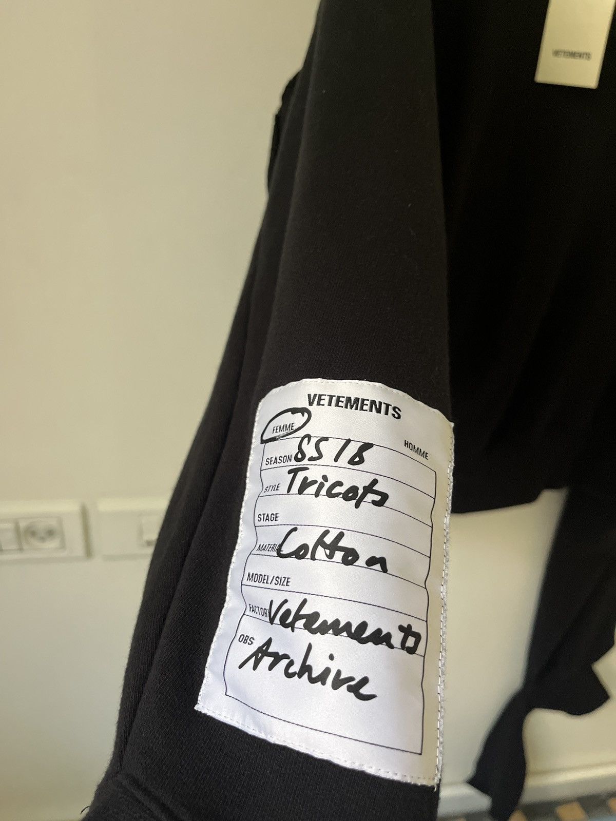 Vetements New vetements deconstructed archive sweatshirt Size XS / US 0-2 / IT 36-38 - 3 Thumbnail