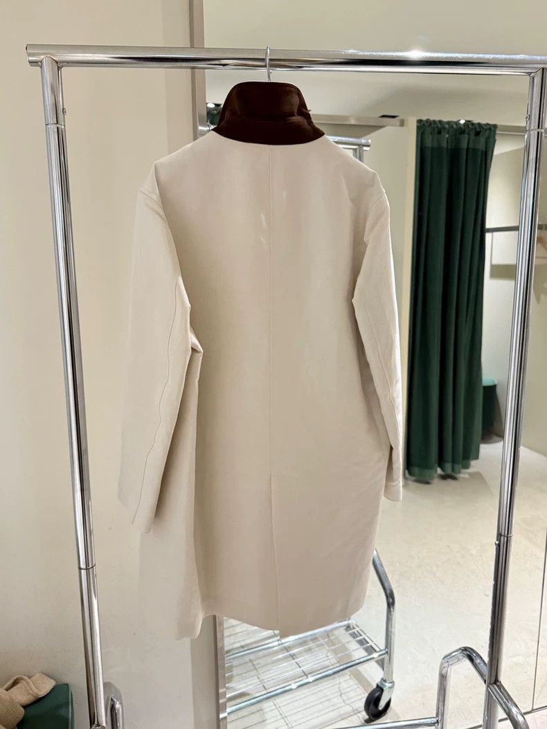 Loro Piana LORO PIANA A woman's waterproof trench coat with a turned- Size M / US 6-8 / IT 42-44 - 9 Thumbnail