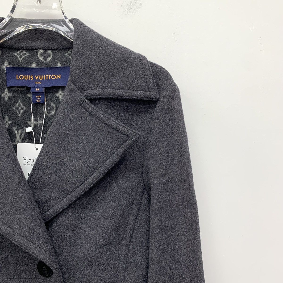 Louis Vuitton Louis Vuitton Dark Gray Logo Old Flower Full Print Coat Size S / US 4 / IT 40 - 3 Thumbnail