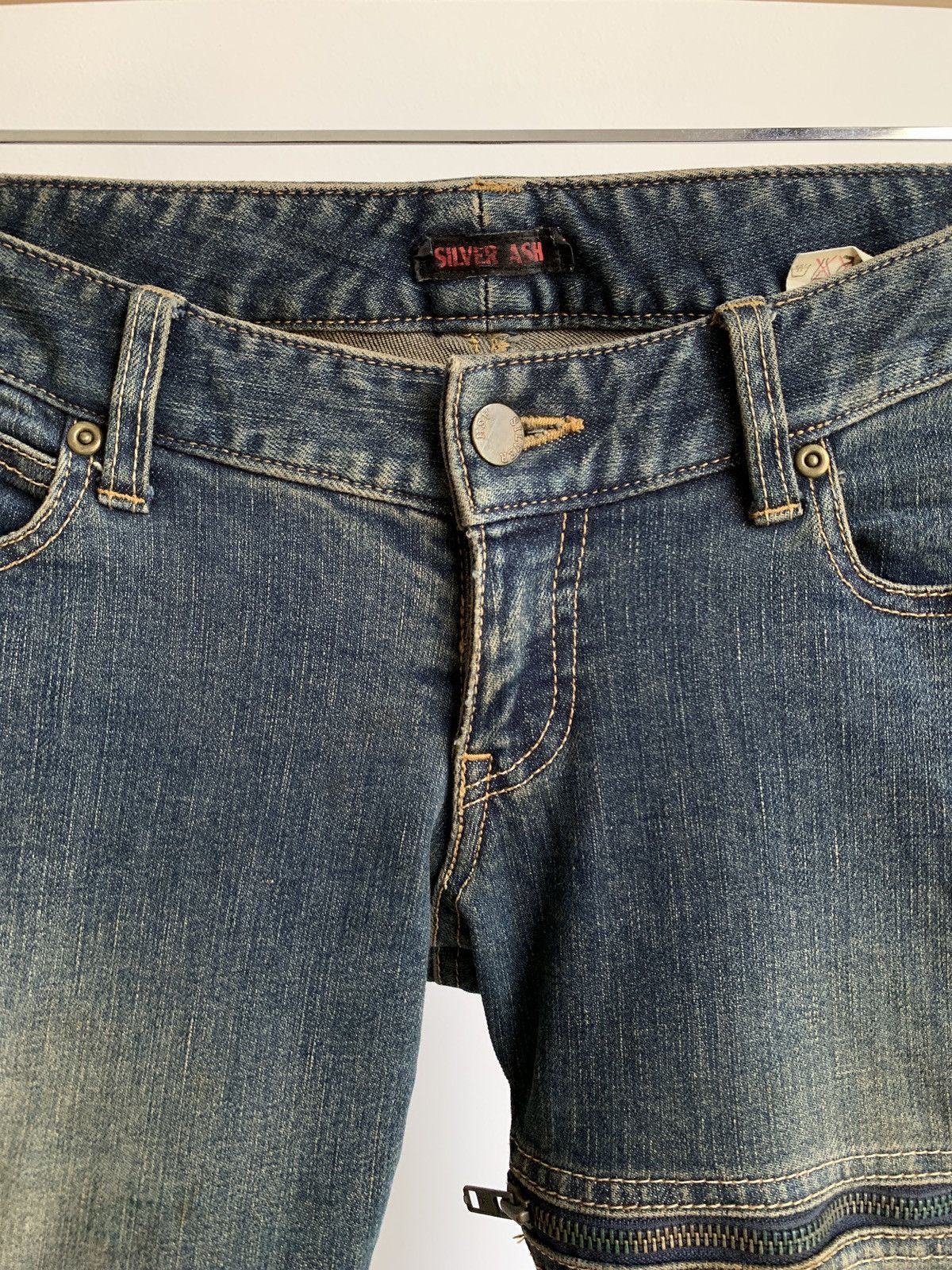 Japanese Brand 2000s Silver Ash Zipper Flared Boot Cut Jeans Size 28" / US 6 / IT 42 - 3 Thumbnail