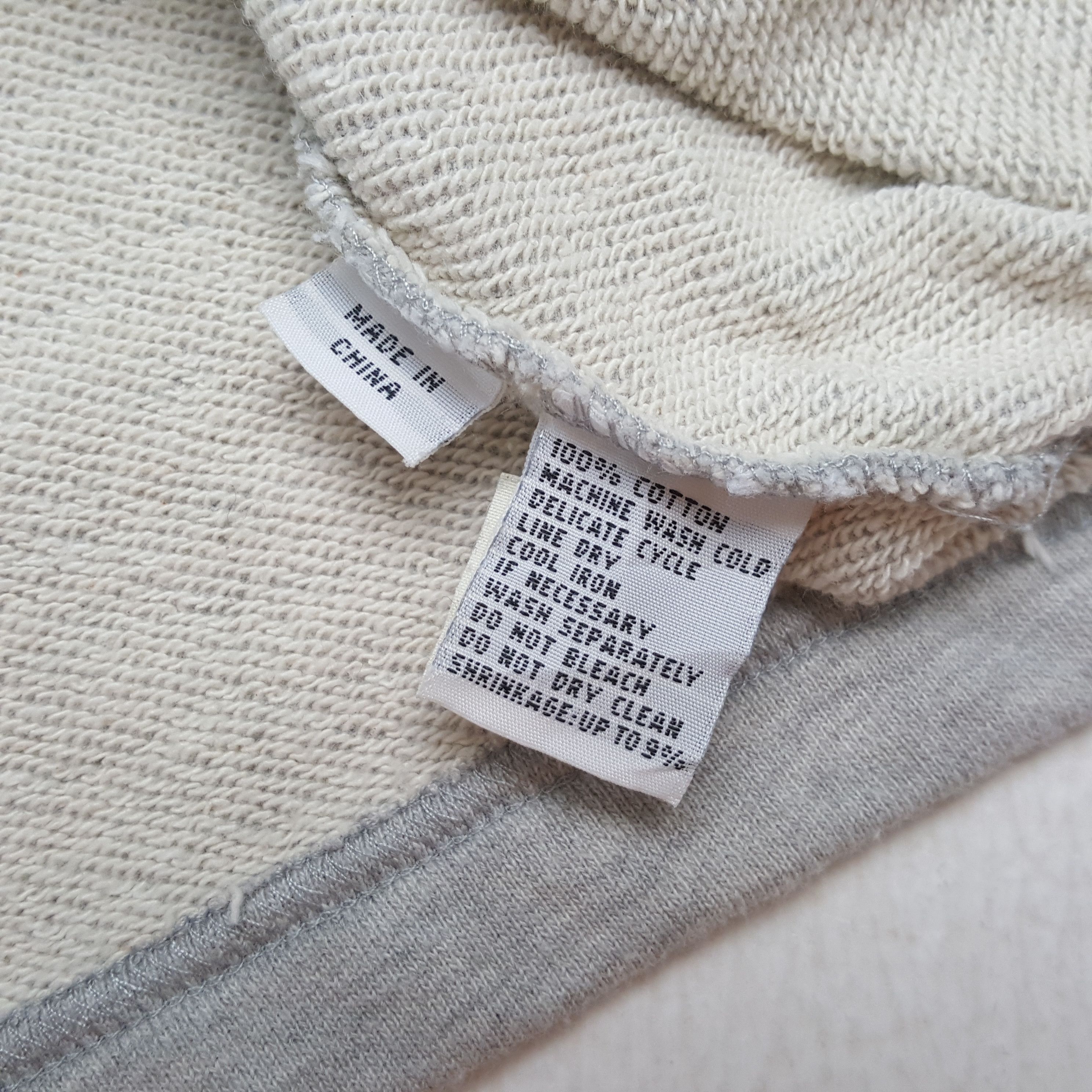 Vintage YVES SAINT LAURENT Fashion Brand Spellout Design Sweatshirt Size US S / EU 44-46 / 1 - 7 Thumbnail