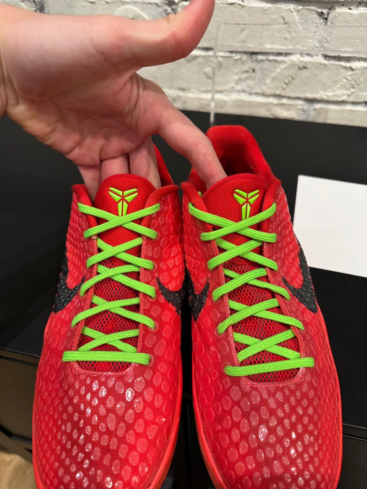 Nike Kobe 6 ‘Reverse Grinch’ size 7y PO NB Size US 7 / EU 40 - 8 Thumbnail