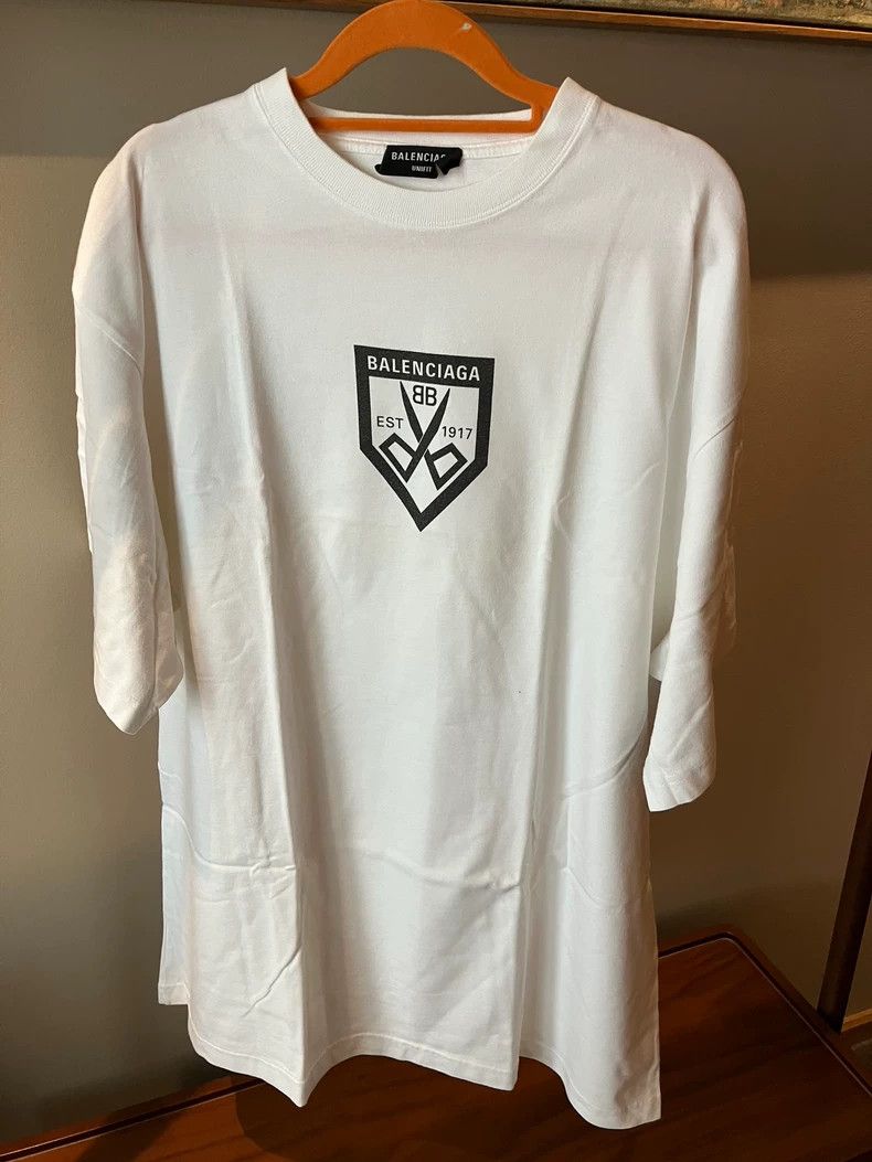 Other Balenciaga White OS short sleeve T-shirt scissors logo pri Size US S / EU 44-46 / 1 - 1 Thumbnail