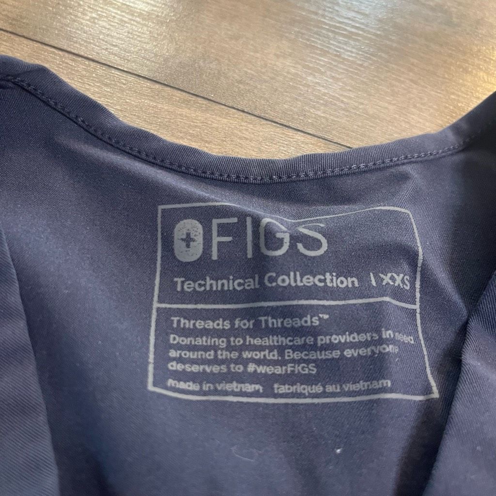 FOG Figs Dark Grey Athletic Scrub Top Women XXS Bin E-200 Size XXS / US 00 / IT 34 - 3 Thumbnail